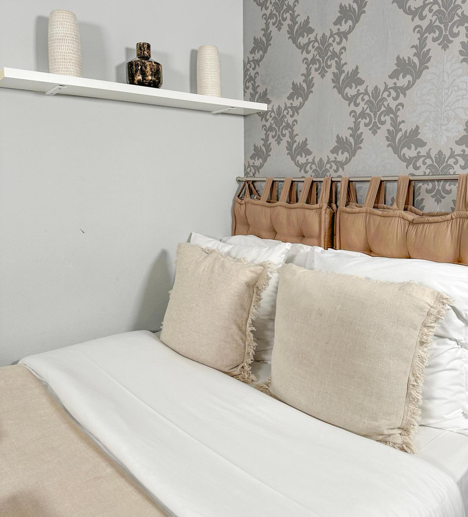 Stunning Apartment Near Eiffel Tower パリ エクステリア 写真
