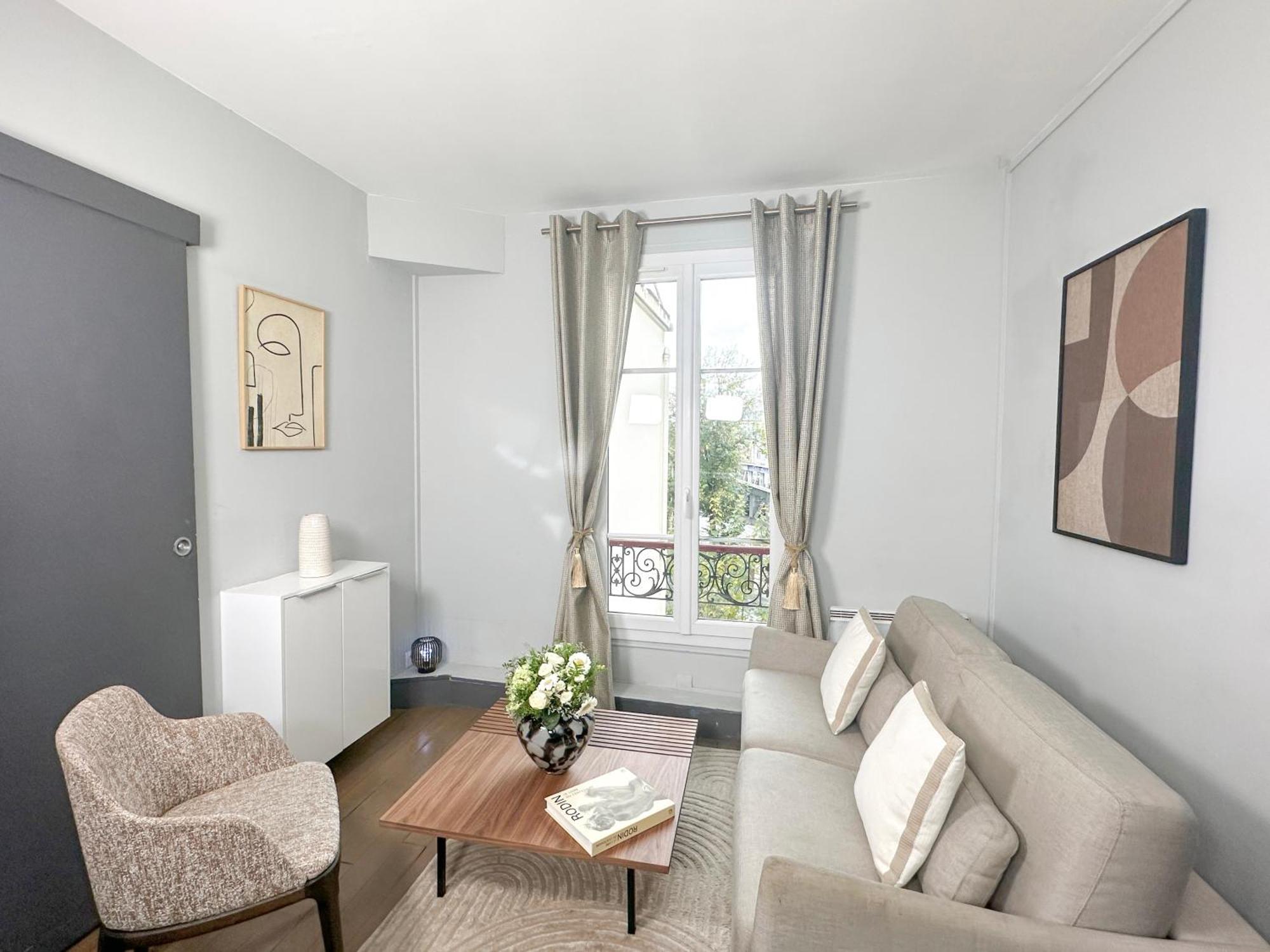 Stunning Apartment Near Eiffel Tower パリ エクステリア 写真